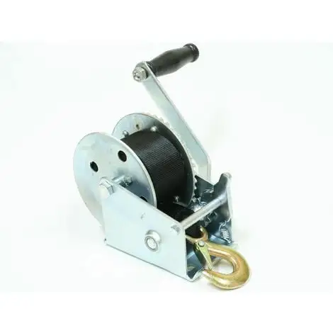Varan Motors - S1200 Treuil Manuel à Manivelle 544/1088kg Pour Remorque, Quad, Bateau Avec Sangle De 50mm X 8m - Gris 2 Varan Motors - S1200 Treuil Manuel à Manivelle 544/1088kg Pour Remorque, Quad, Bateau Avec Sangle De 50mm X 8m - Gris – Image 2